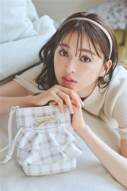 Samantha Thavasa Japan Limited | サマンサベガ 上西星来さんを起用 