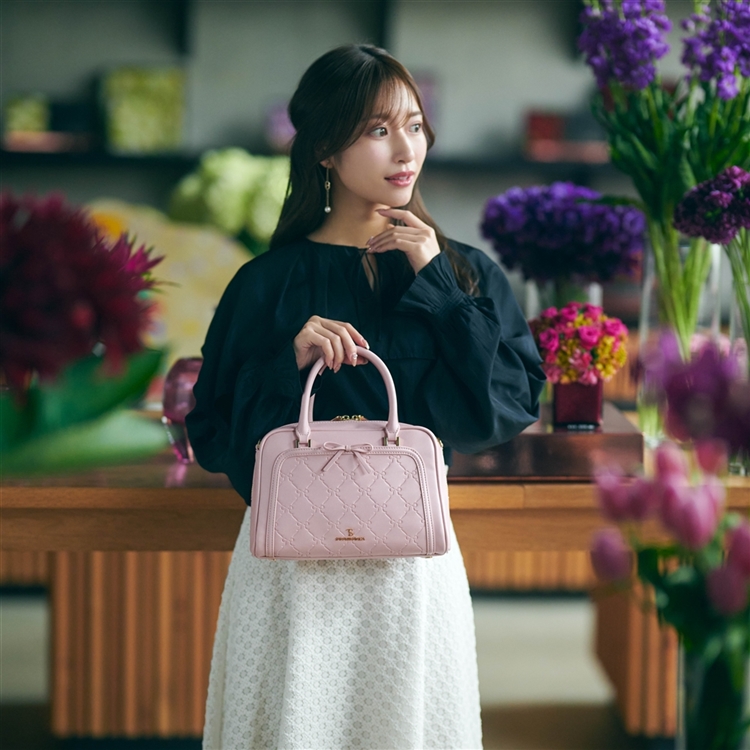 Samantha Thavasa Japan Limited | SAMANTHAVEGA 2024 Spring