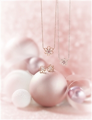 Samantha Thavasa Japan Limited | Samantha Tiaraから2024年ホリデー 