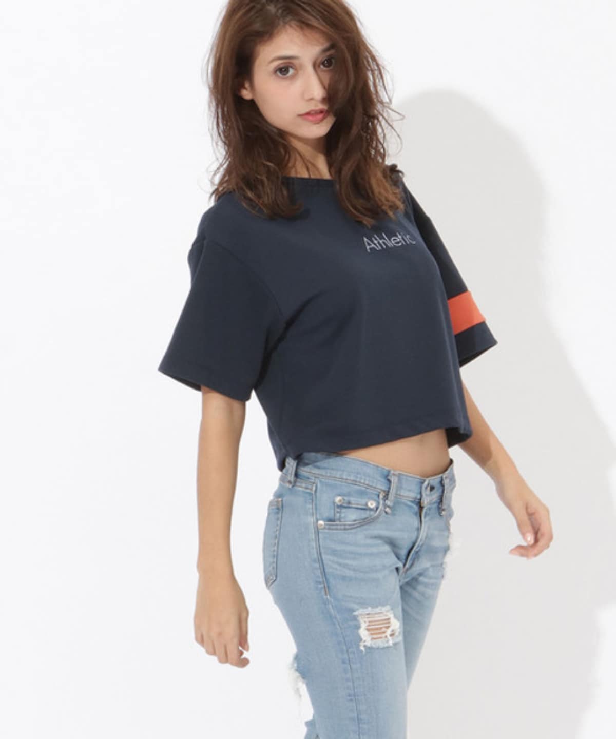 ショート丈ロゴTshirts