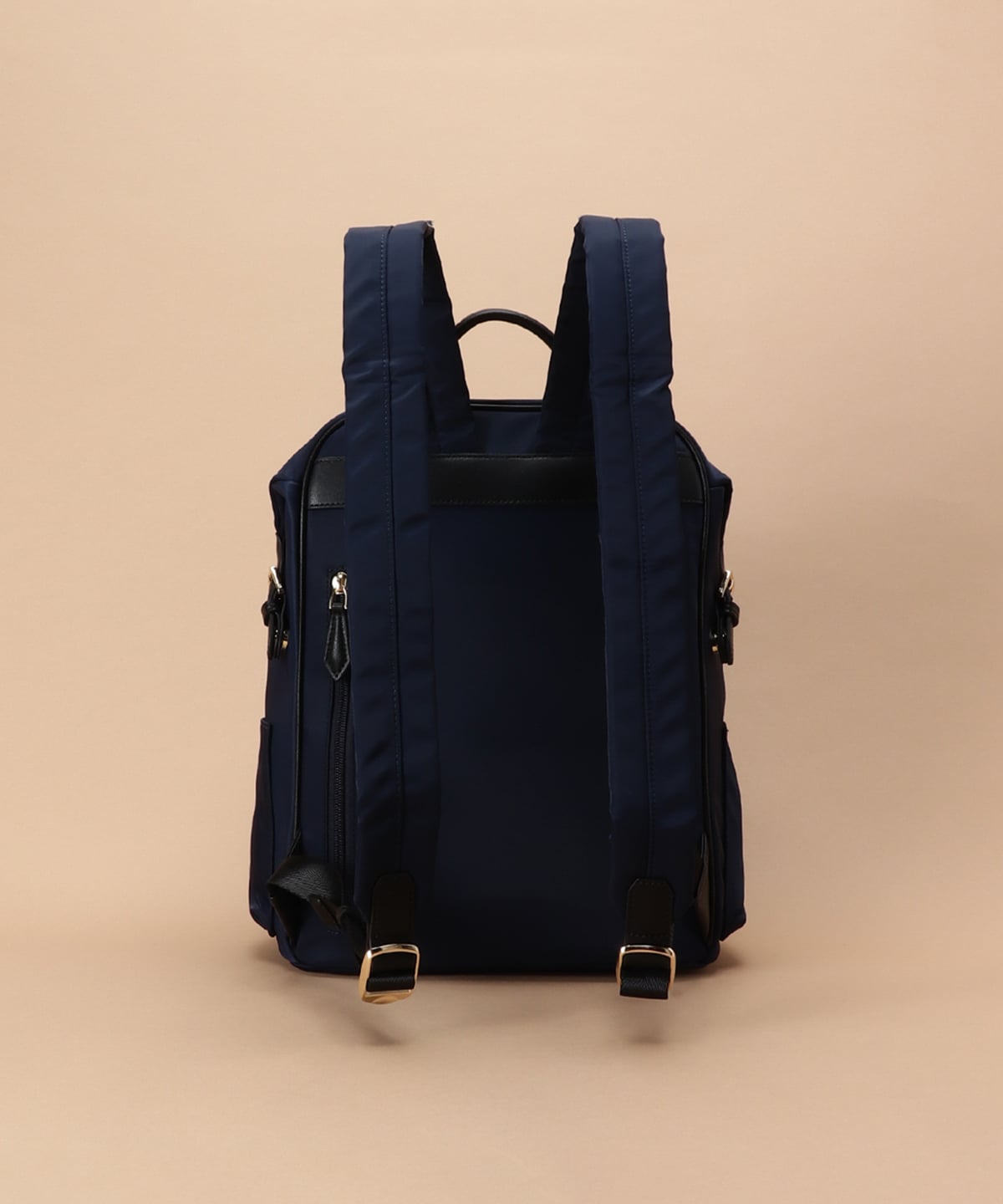 シンプルナイロンリュック 大サイズ