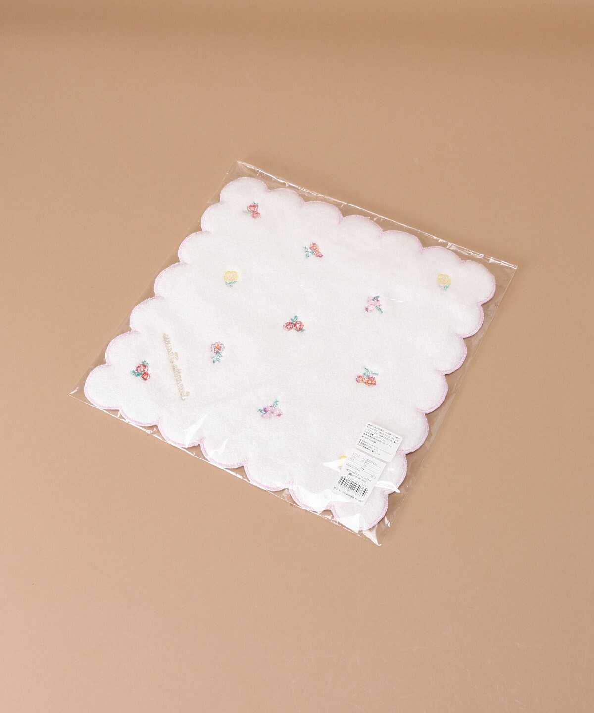 オリジナルフラワー刺繍 タオルハンカチ Free ホワイト Samantha Thavasaサマンサタバサグループ 公式オンラインショップ