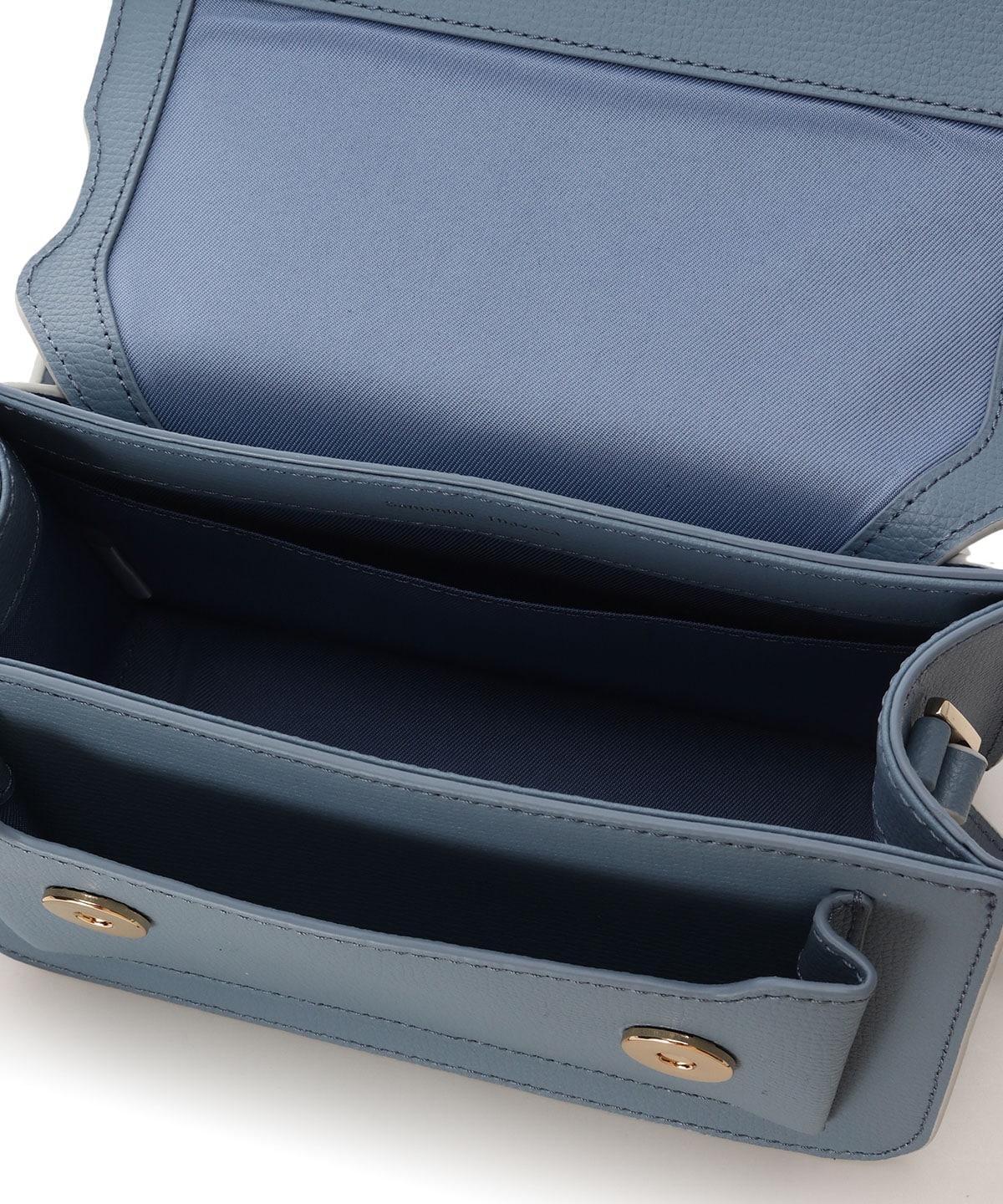 リボンモチーフ金具スプリットレザーショルダーバッグ