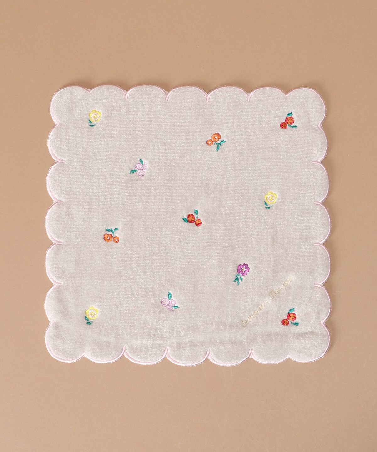 オリジナルフラワー刺繍 タオルハンカチ Free グレージュ Samantha Thavasaサマンサタバサグループ 公式オンラインショップ