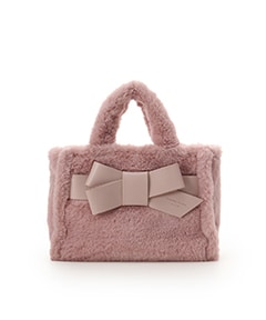 ピンクベージュ