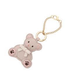 ピンクベージュ