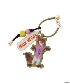 イエローグリーン