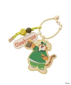 ペールイエロー