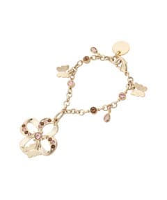 ピンクベージュ