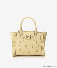 ペールイエロー