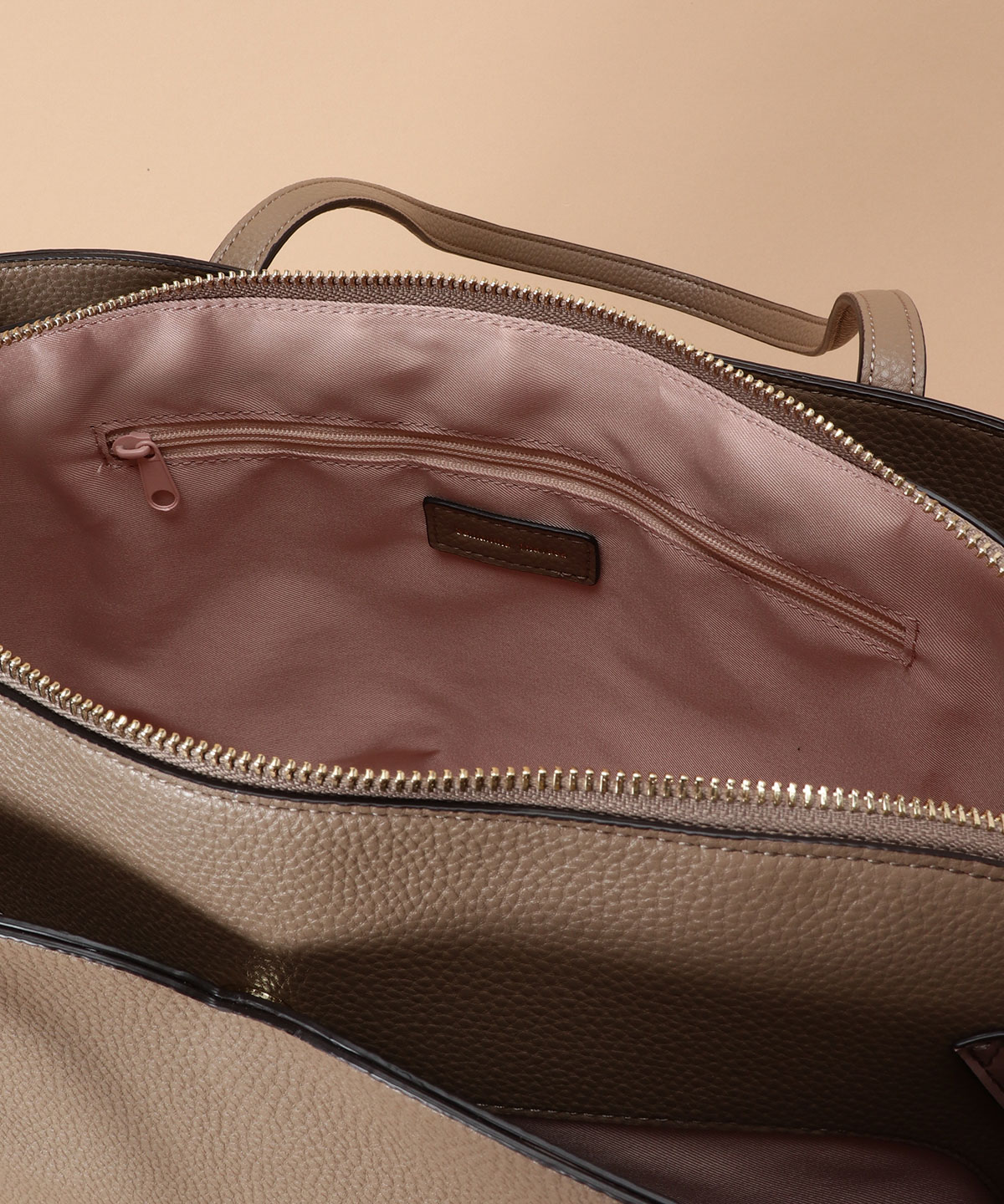 ウェーブデザインカッティングトートーバッグ