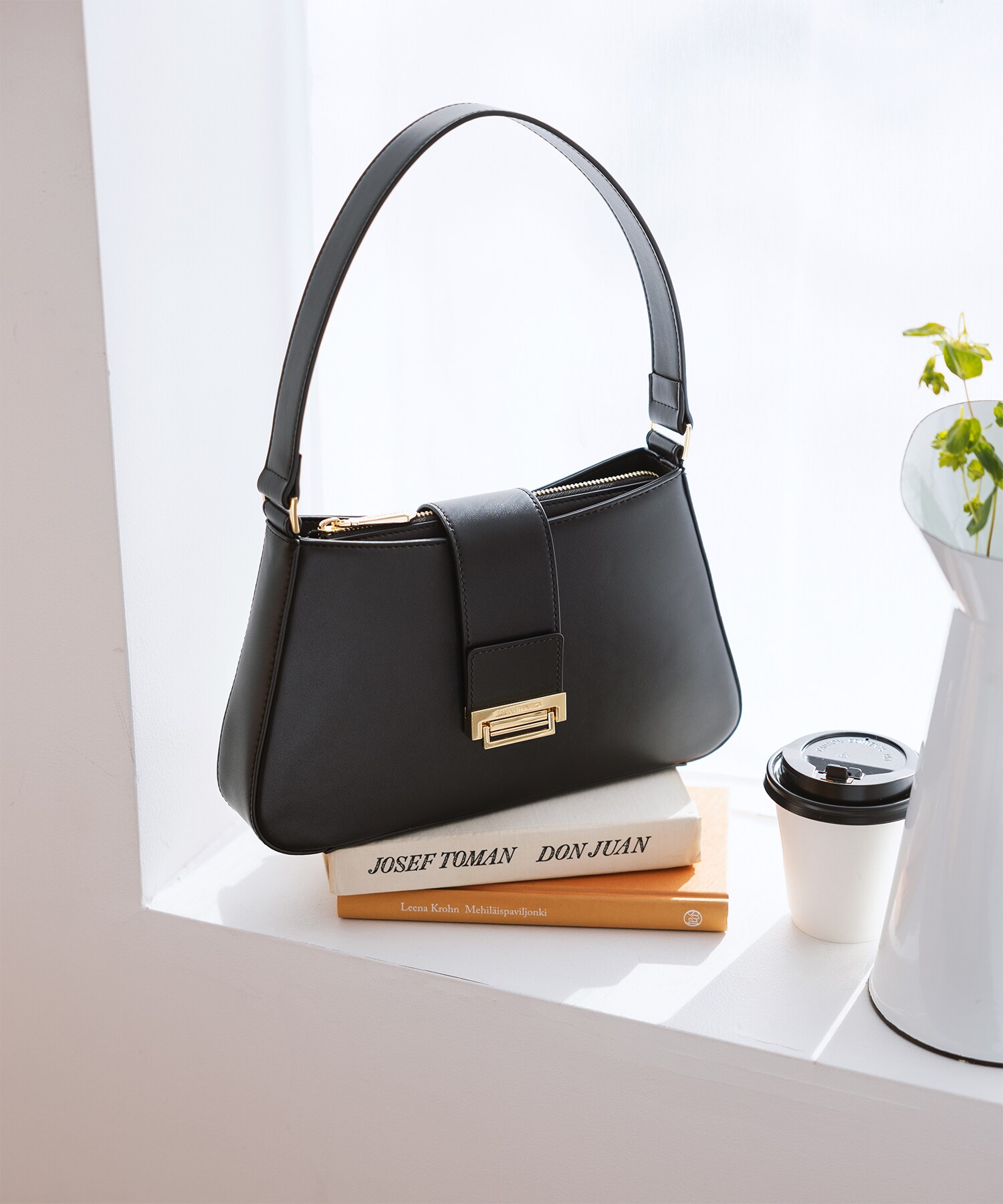 金具モチーフワンハンドルバッグ（大）(FREE ブラック): SAMANTHAVEGA