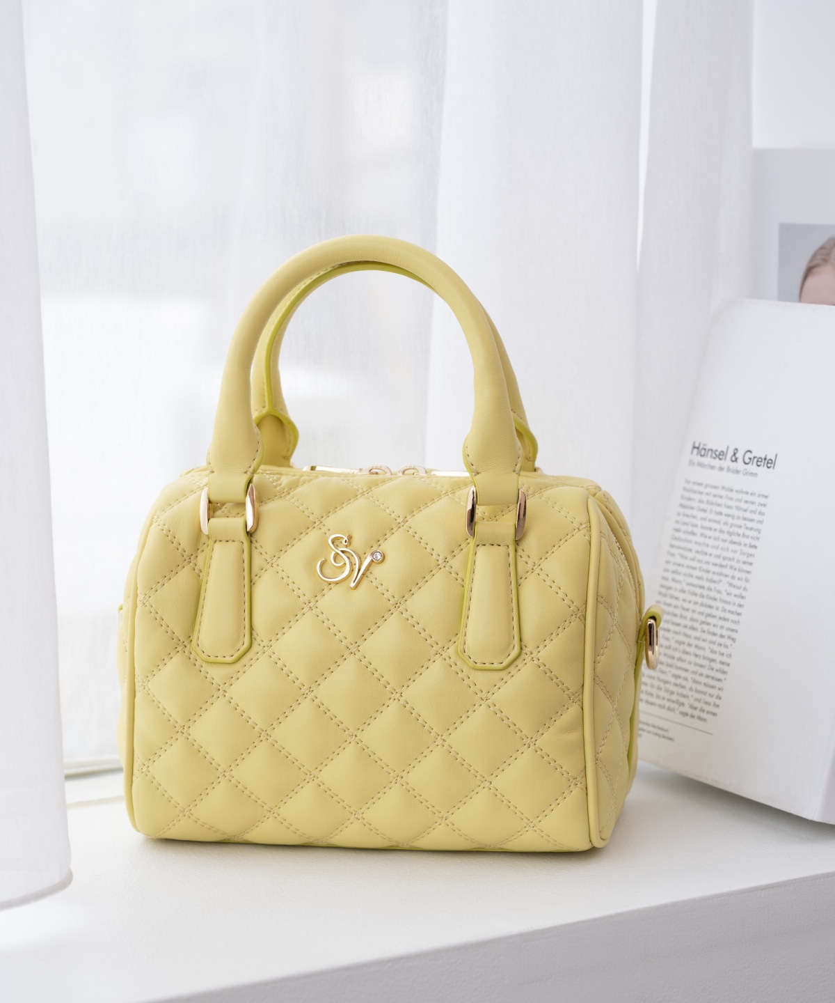 ダブルステッチダイヤキルトハンドバッグ