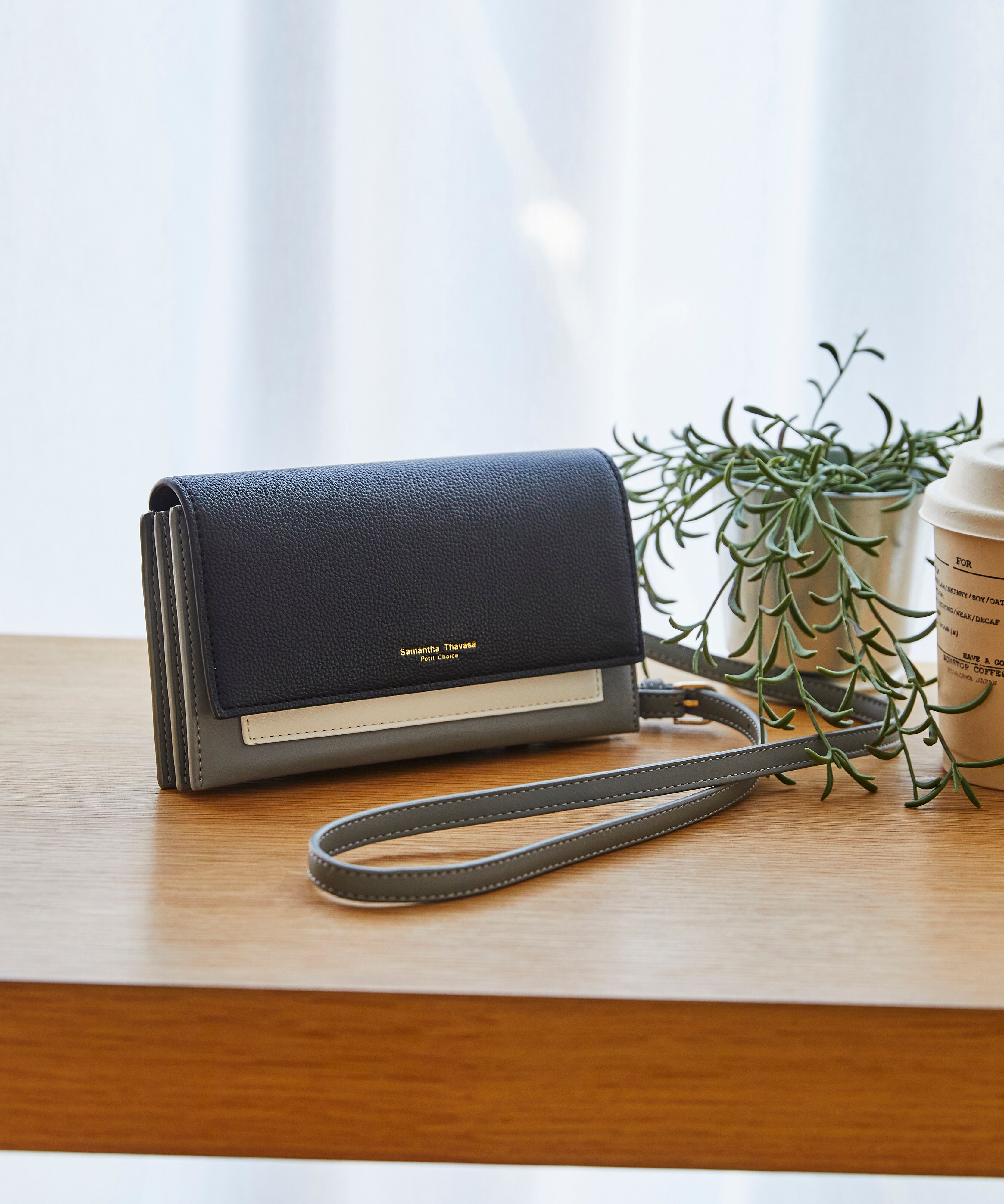 トリコカラー ウォレットショルダー(FREE ブラック): Samantha Thavasa