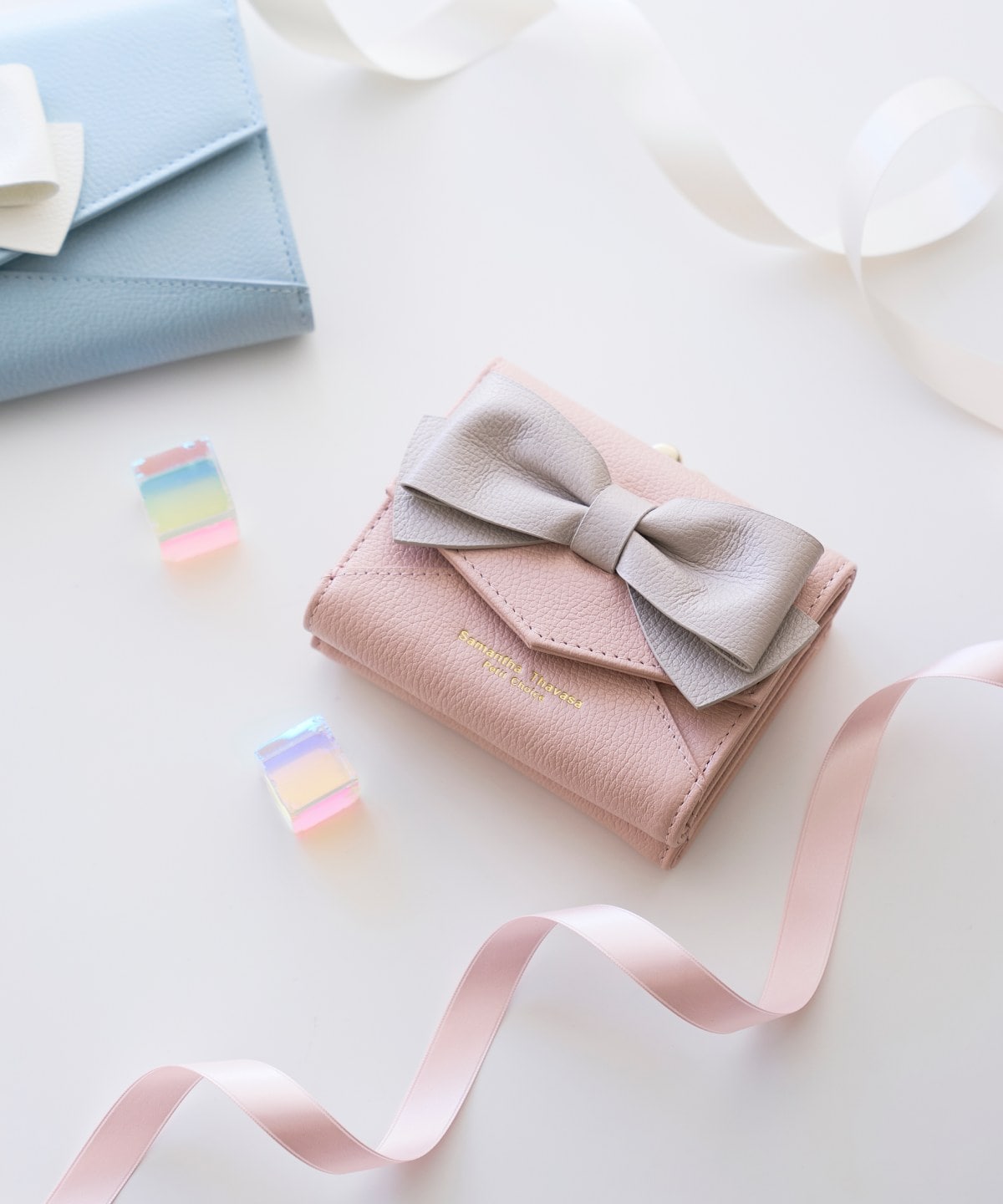 ビッグリボン 折財布