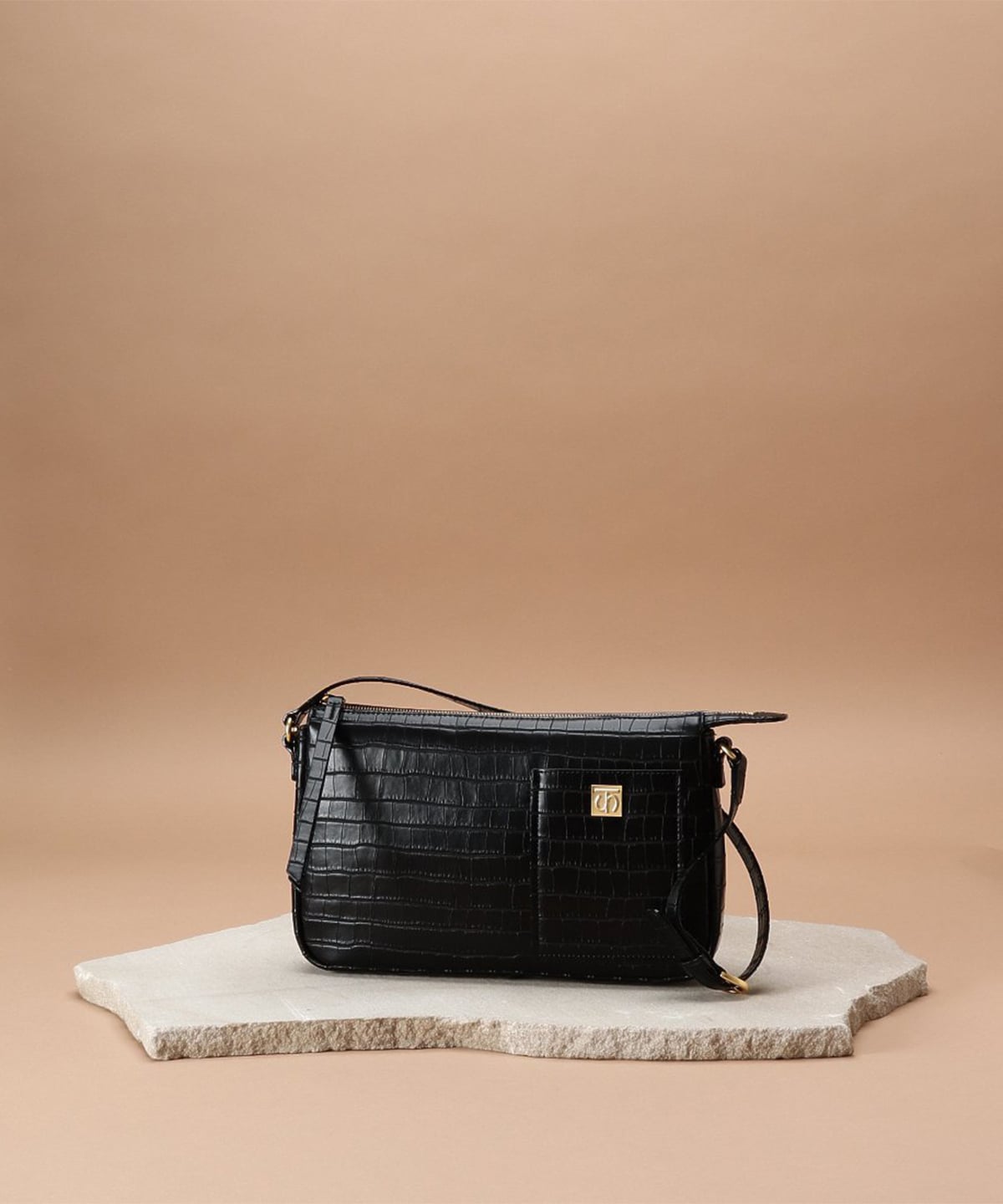 St Baker ショルダーバッグ クロコ調 Free ブラック Samantha Thavasaサマンサタバサグループ 公式オンラインショップ