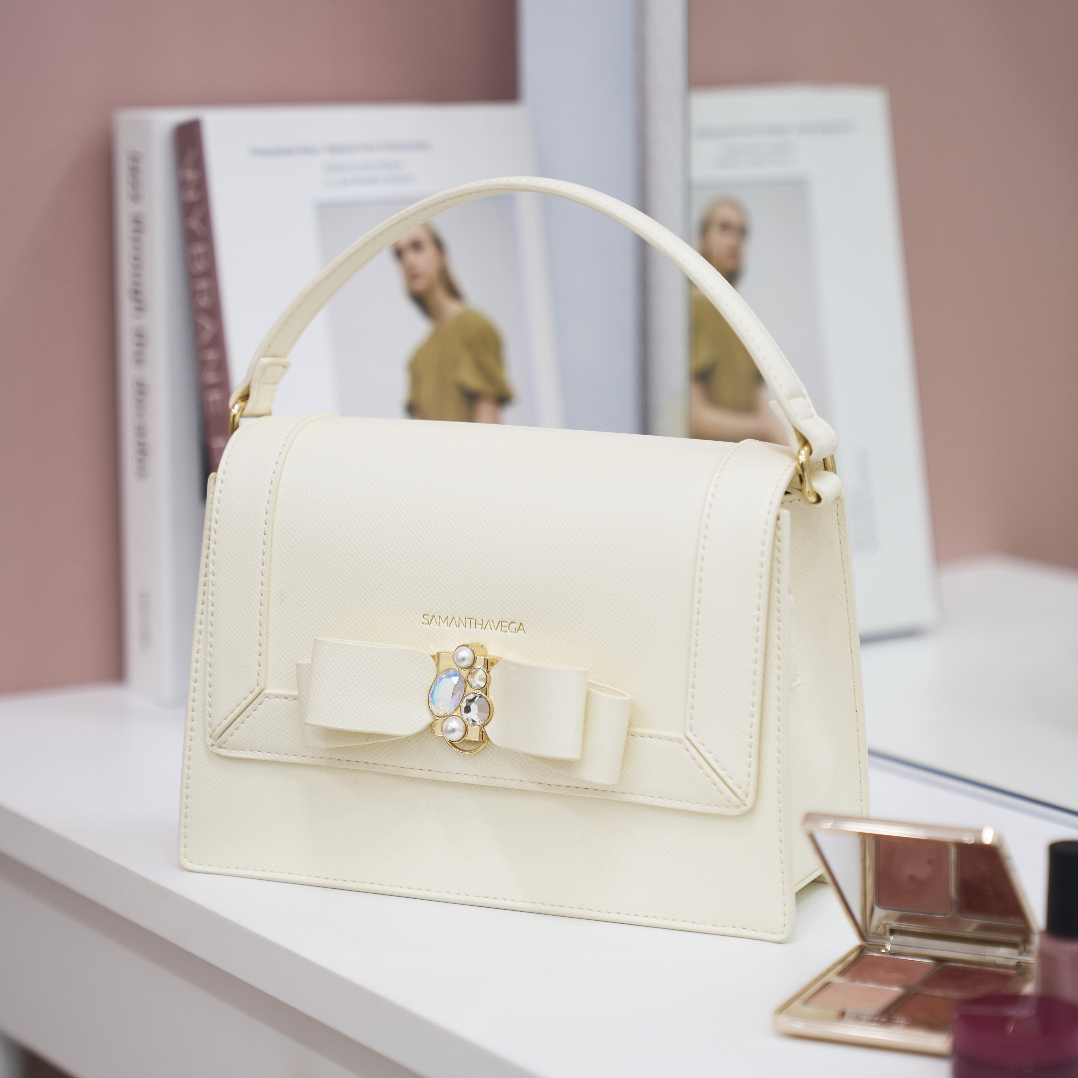 ジュエルリボン